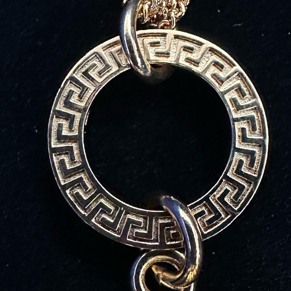 Authentic Versace Gold Chain Bracelet with Medusa Pendant✨ - Picture 5 of 8